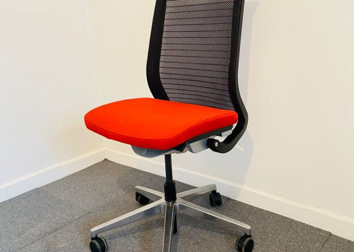 Image annonce: Chaise à roulette Steelcase thinks orange