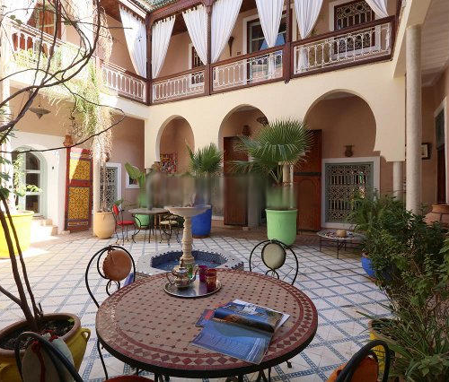 Annonce: à vendre  Riad meublé à Bab tharzout