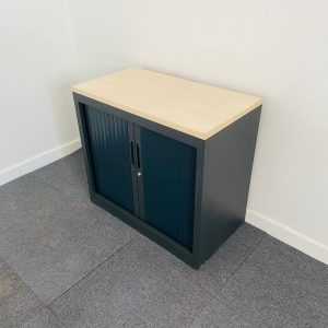 Annonce Armoire basse gris anthracite finition chêne