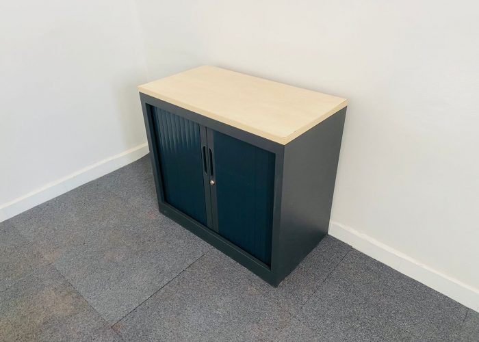 Image annonce: Armoire basse gris anthracite finition chêne