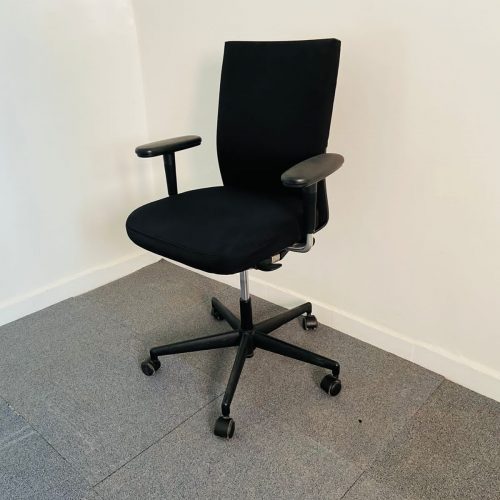 Annonce: Chaise roulette vitra accoudoir réglable