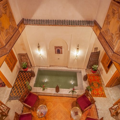 Annonce: Magnifique Riad meuble avec piscine pour gérance libre à Riad Zitoun