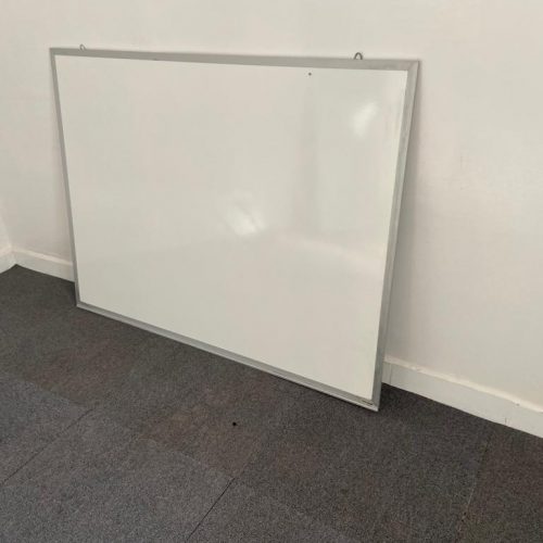 Annonce: Tableau blanc Waterbord velleda émaillé 90x120 cm