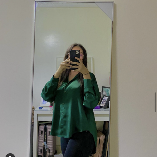 Annonce: Chemise tres simple
