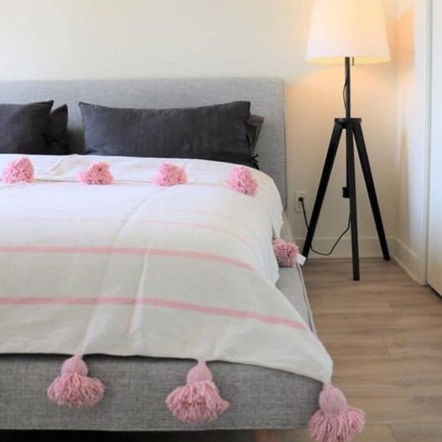 Annonce: couvre lit