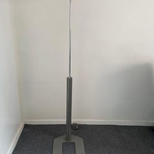 Annonce Lampadaire de bureau gris double branche