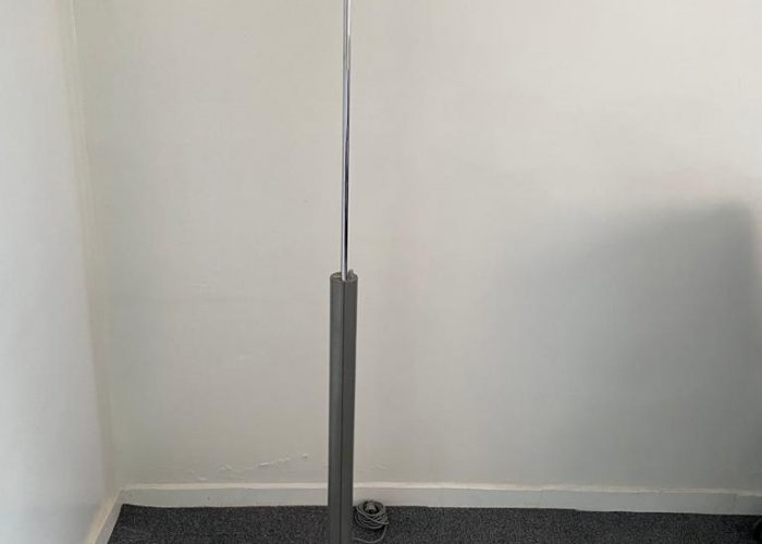 Image annonce: Lampadaire de bureau gris double branche