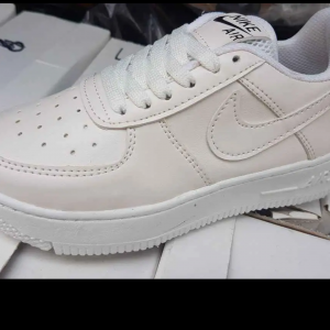 Annonce Chaussures Nike