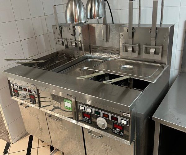 Image annonce: Double Friteuse Keating of Chicago TS grand rendement 4 bacs et garde chaud  intégrée