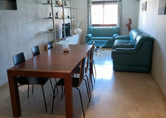 Image annonce: Location vacances appartement a cote du theatre royal avec piscine couverte