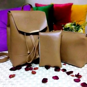 Annonce بمناسبة اقتراب الدخول المدرسي Yassmae fashion دييييما كتقدم ليكوم أحسن العروض