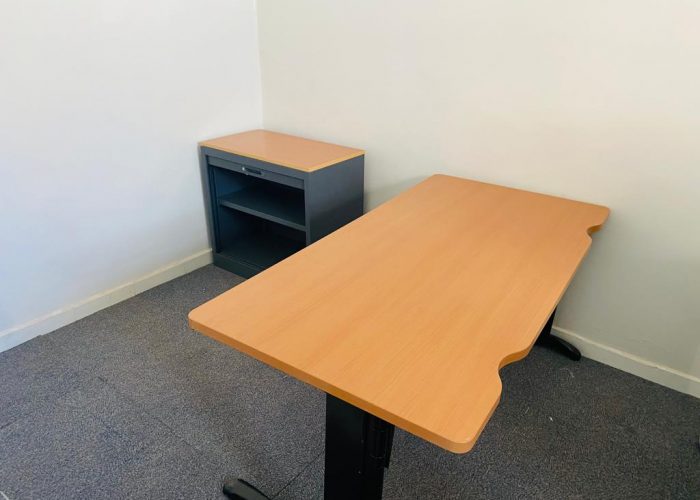 Image annonce: Ensemble bureau Steelcase avec armoire rideaux