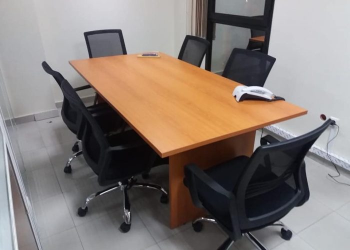 Image annonce: Table de réunion en promo