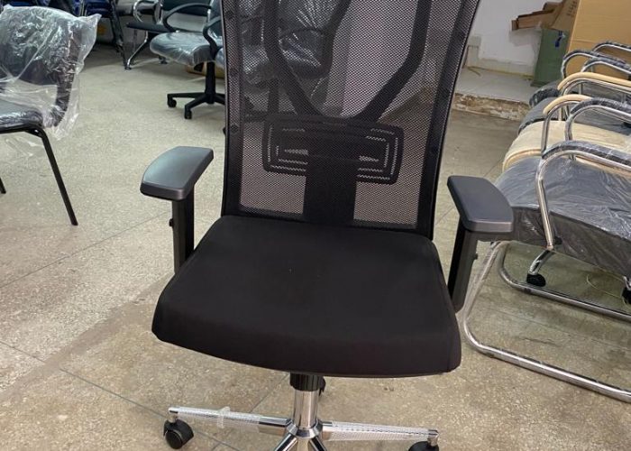 Image annonce: CHAISE BUREAU PRESIDENT
