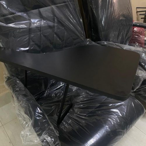 Annonce: chaise iso avec ecritoire rotatif en bois RK2311