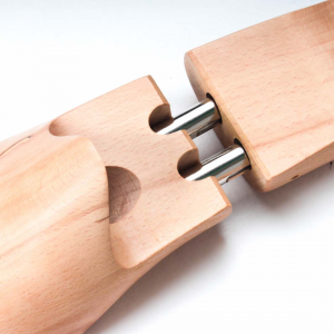 Annonce embauchoir pour chaussure en Bois argenté