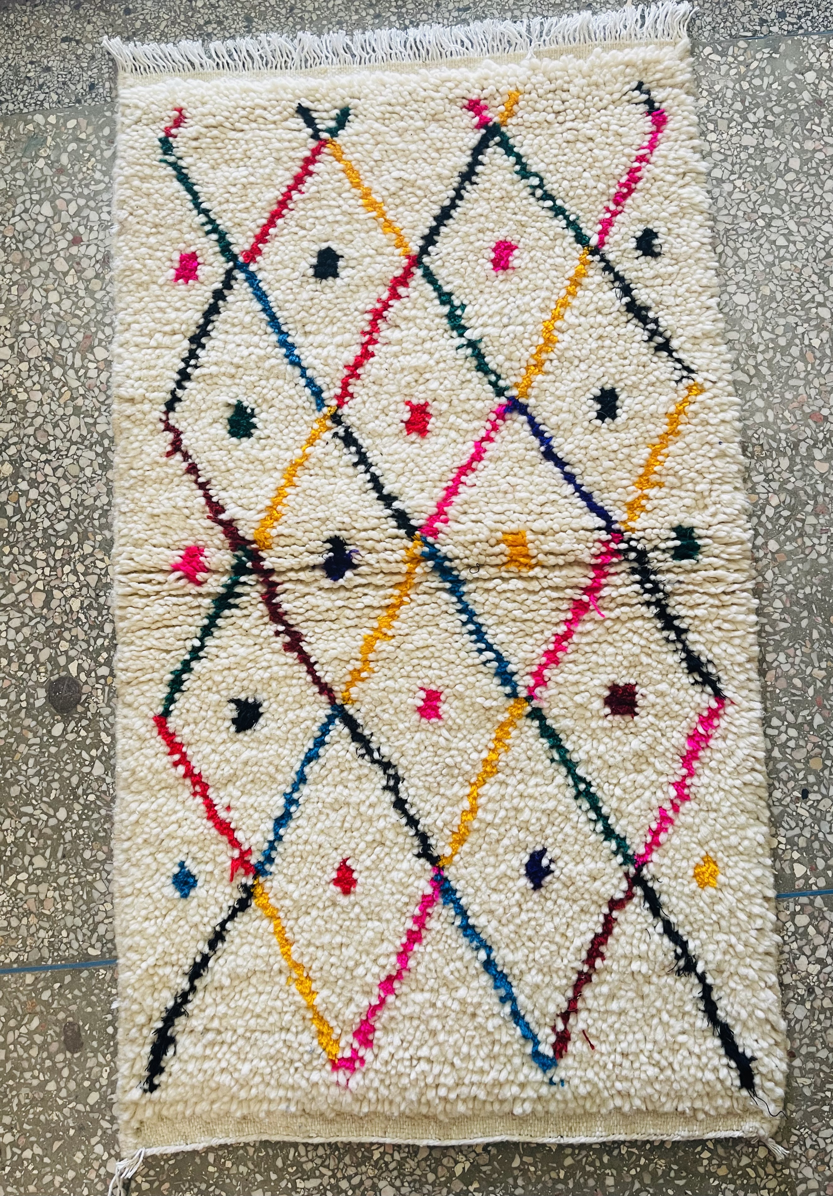tapis-meubles-d-coration-du-xixe-au-maroc-mouhim-ma
