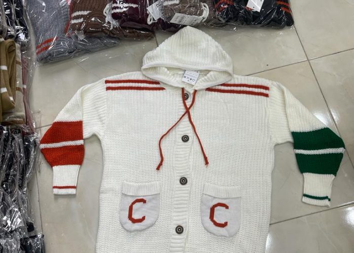 Image annonce: Tricot chaud pull veste