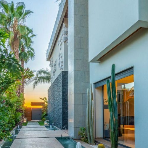 Annonce: VILLA A VENDRE à Targa 1 Suite + 3 Chambres + 3 Salons + hammam beldi