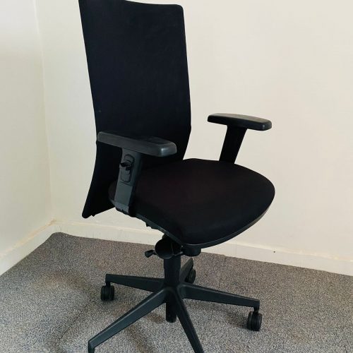 Annonce: Chaise à roulette Eurosit soutien lombaire