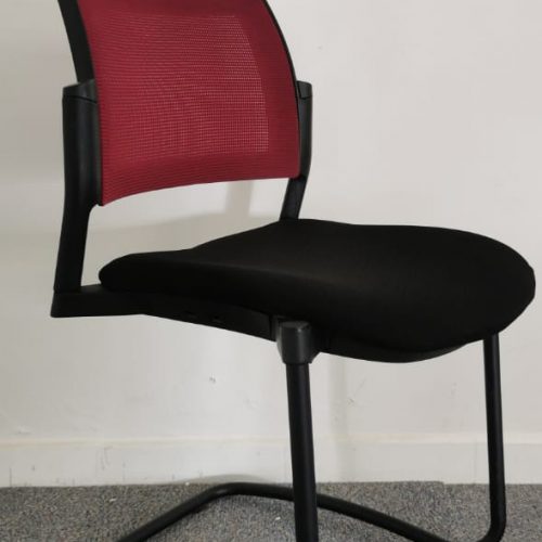 Annonce: Chaise visiteur luge kyos résille