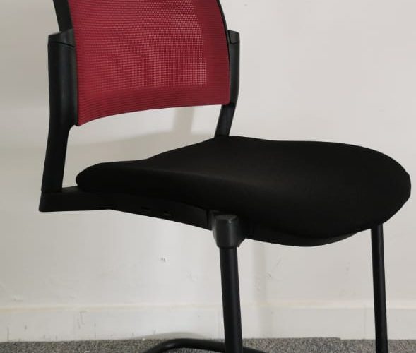 Image annonce: Chaise visiteur luge kyos résille