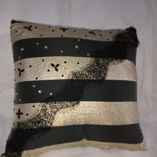 Annonce: Coussins decoratifs à vendre