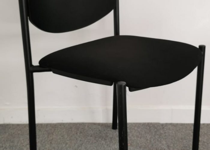 Image annonce: Lot Chaise visiteur promo tissus noir