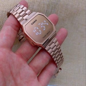 Annonce Montre tactile casioساعة من النوع الجيد