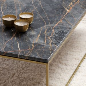 Annonce Table basse marbre noir de et métal doré