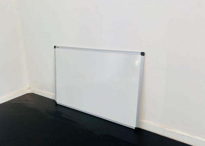 Image annonce: Tableau blanc émaillé magnétique professionnel 60x90cm