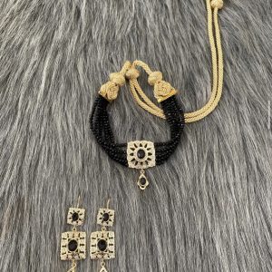 Annonce Accessoires mariées