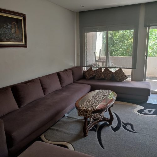 Annonce: Bel appartement meublé avec ascenseur à louer