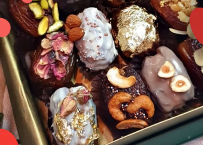 Image annonce: Coffret dattes majhoul fourrées 100% naturelles enrobées au chocolat 12 pièces à 100 dhs 18 pièces à 150 dhs