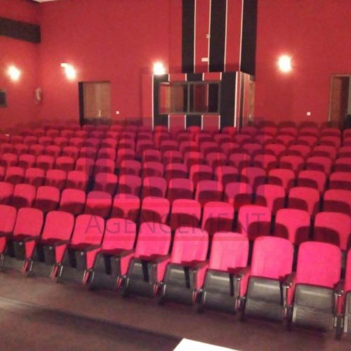 Annonce: Des amphithéâtre a vendre