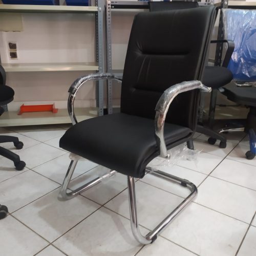 Annonce: Des chaises bureau
