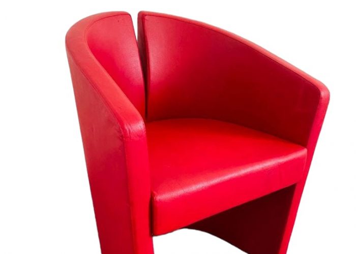 Image annonce: Fauteuil Podium sur patins en cuir rouge