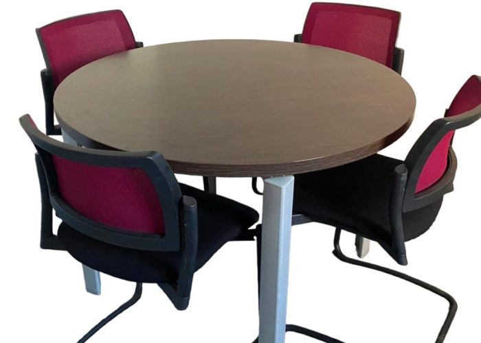 Image annonce: Table ronde sur pieds Haworth 120cm 4 personnes