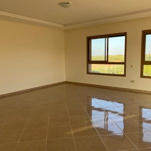 Annonce VILLA A VENDRE 16 km Route de l'ourika sur 1 hectare de terrain