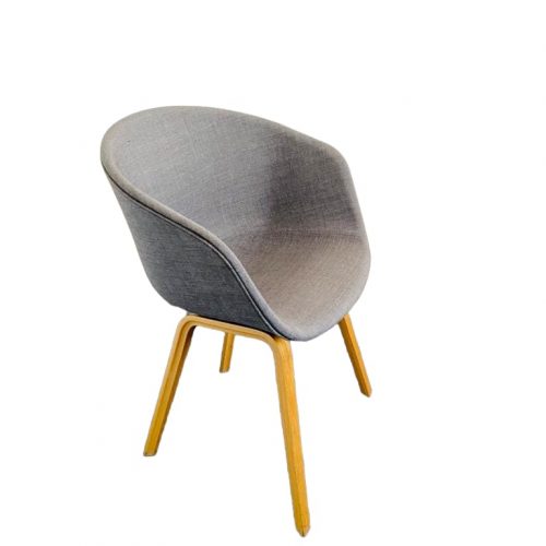 Annonce: Chaise About a chair design Hee Welling gris