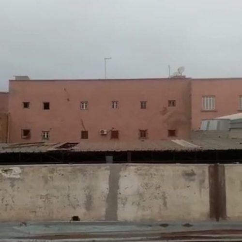 Annonce: DÉPÔT A VENDRE