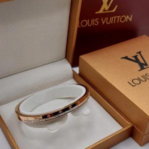 Annonce Bracletes louis vuitton
