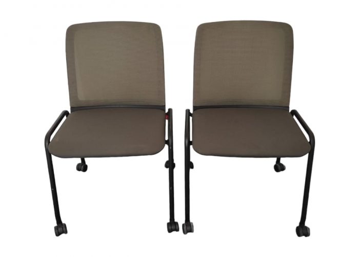 Image annonce: Chaise visiteur Haworth avec roulette résille noir