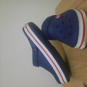 Annonce Crocs bleu