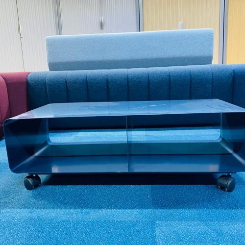 Annonce: Table basse meuble TV années 70 métal sur roue bleu
