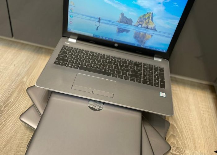 Image annonce: Hp 250 g6 i5 7th generation 8gb ram 256gb ssd