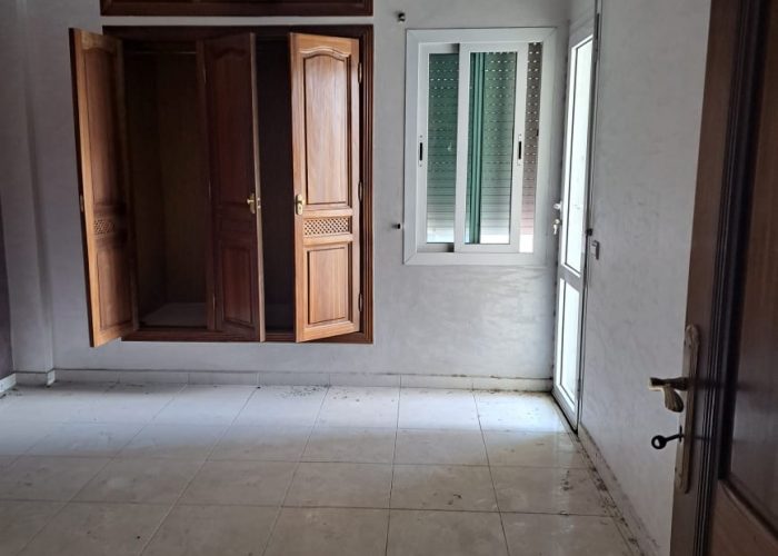 Image annonce: Appartement Au 2 Éme Étage Avec Ascenseur Et Garage À Vendre Ou À Louer