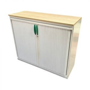 Annonce Armoire steelcase rideaux coulissant 120x100cm