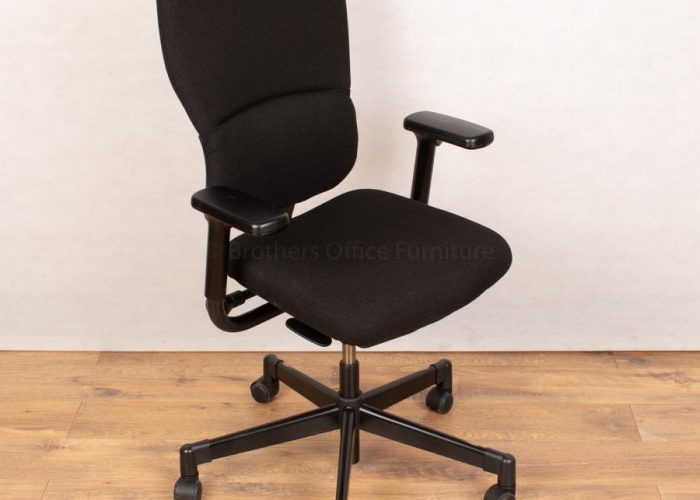 Image annonce: Chaise de bureau Steelcase lets’b tissu noir