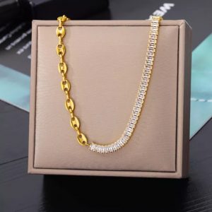 Annonce Collier élégant acier inoxydable